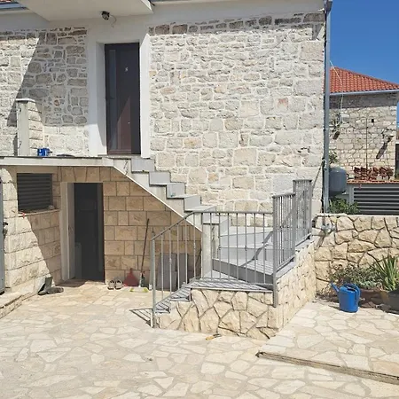 Сasa de vacaciones House Tomina With Two Donje Selo na Šolti