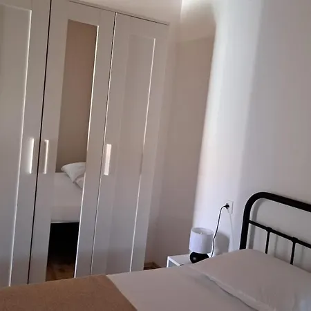 Дом отдыха House Tomina With Two *